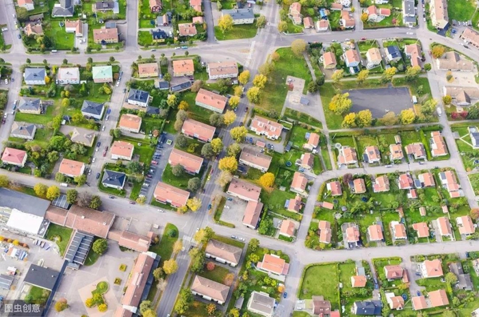 紅磚被禁，輕鋼為何在全國推起熱潮？看完央視報道頓時懂了(圖2)