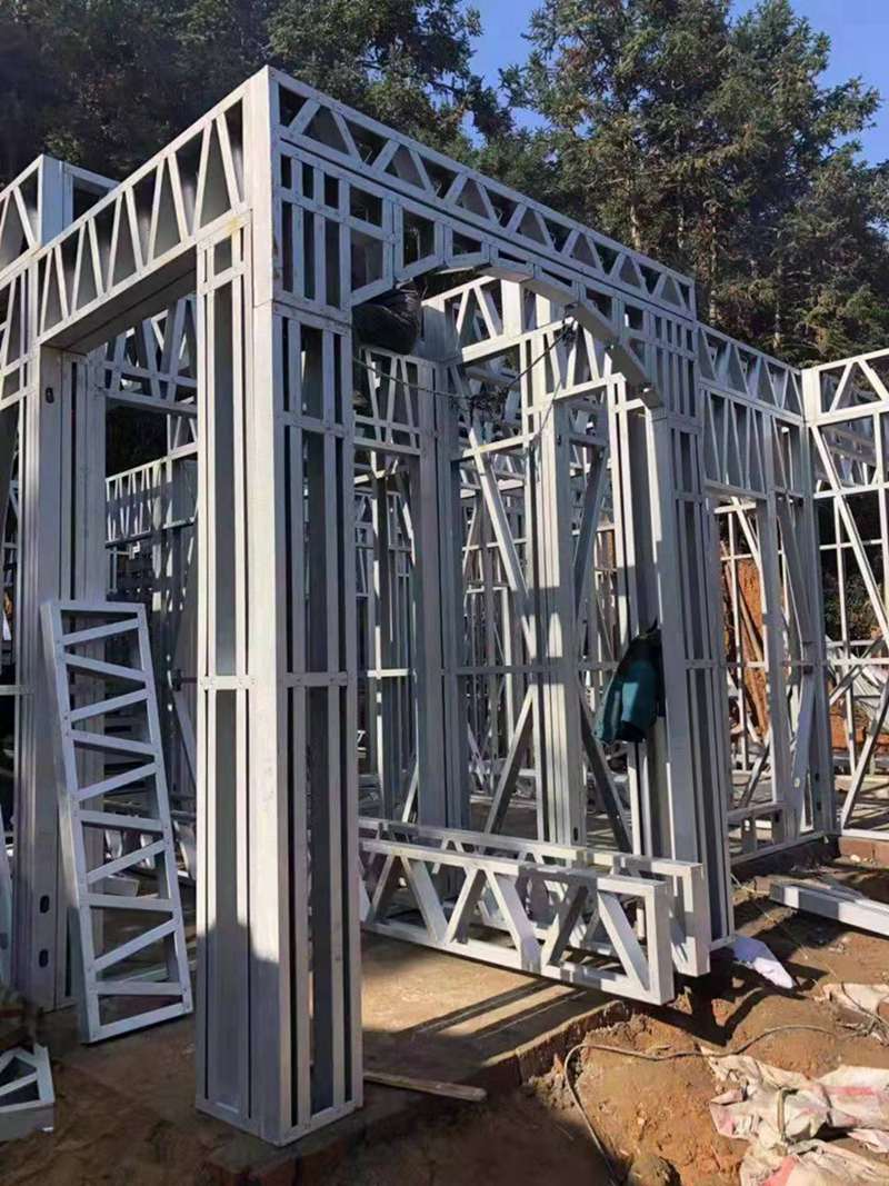 輕鋼別墅一打就爛?真相解密!(圖2) 睿婕輕鋼別墅