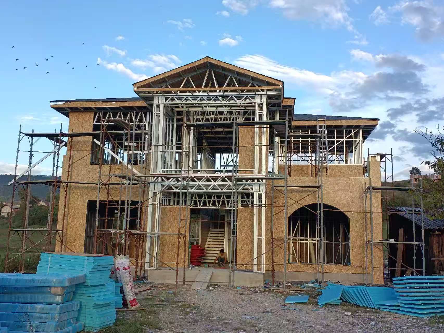 睿婕輕鋼別墅海外項目施工現(xiàn)場（2）